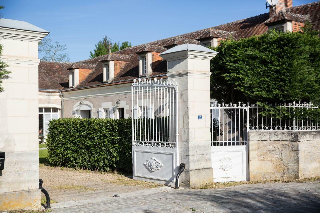 Maison Des Arts Francueil Zewnętrze zdjęcie